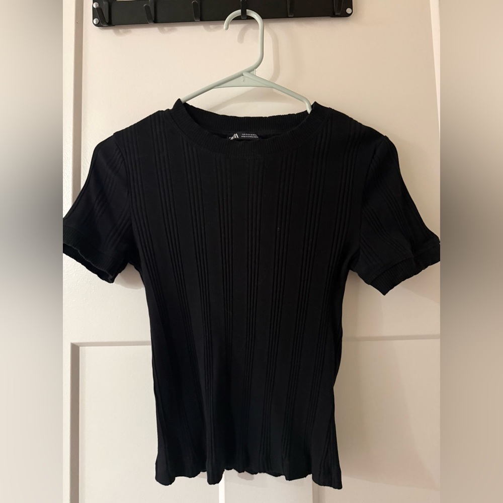 Zara Black Ribbed Knit Top